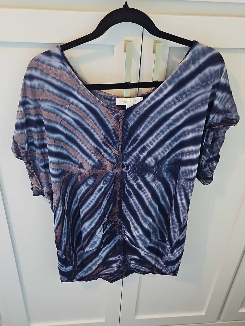 River + Sky Blue and Brown Tie-Dye Short Sleeve V-Neck Top
